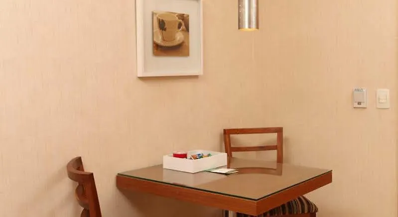Astron Saint Charbel Suites & Life São Paulo